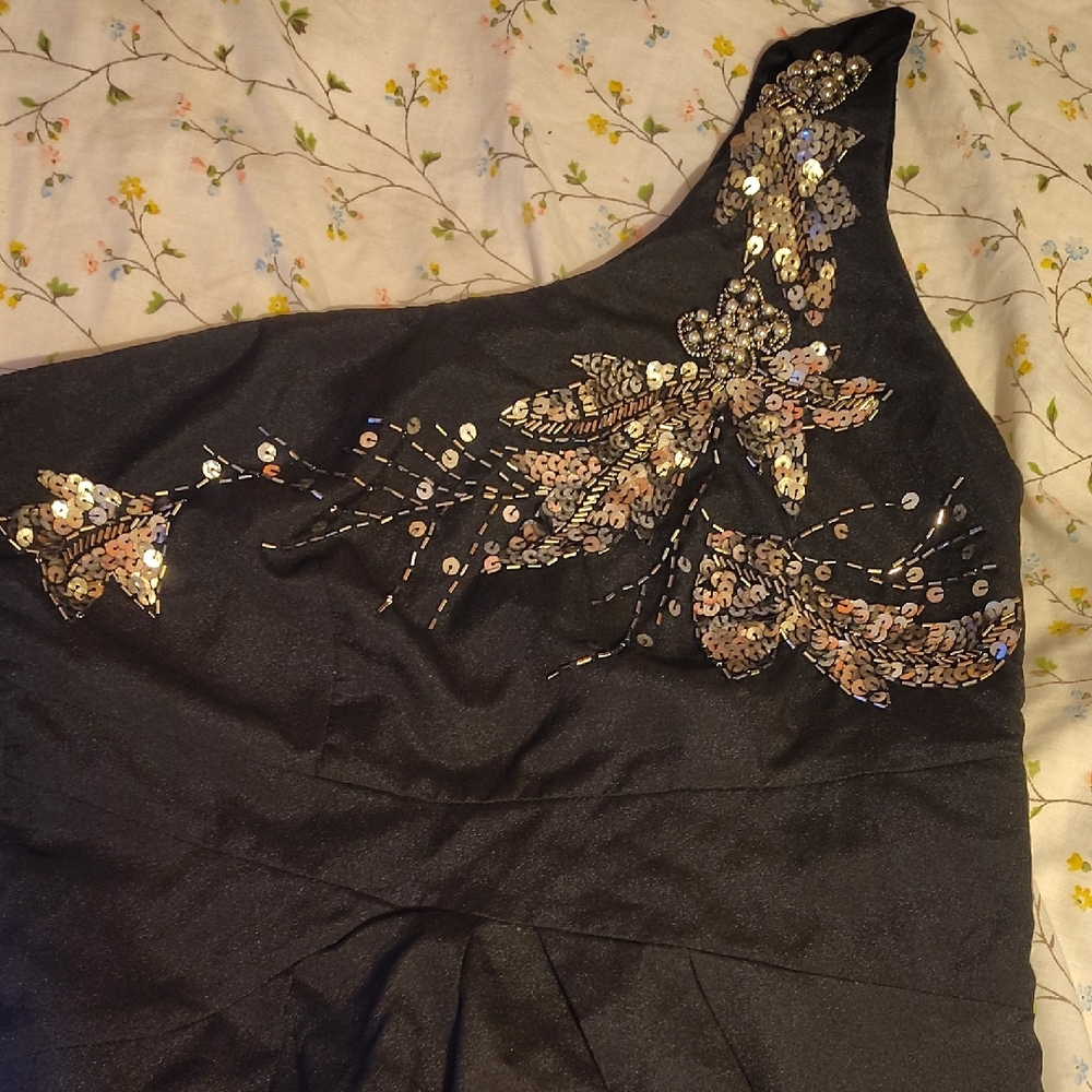 Forever 21 Black One Shoulder Dress